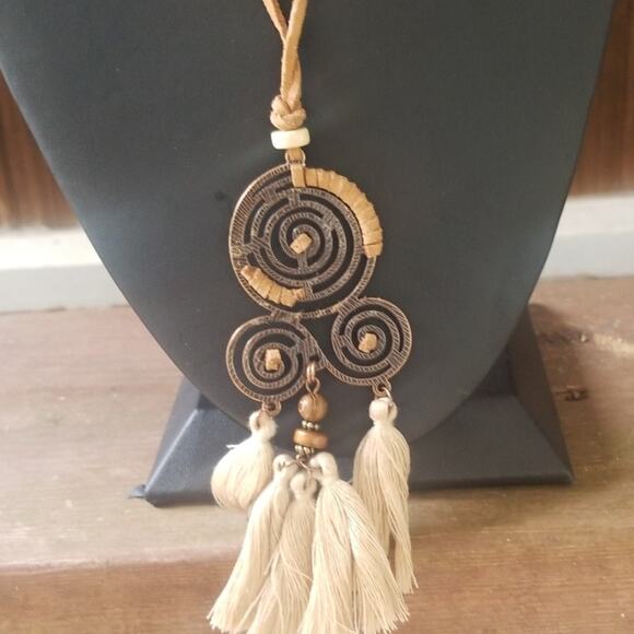 swirl and tassel leather necklace in cream - Picture 8 of 8